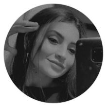 Rocío, community manager